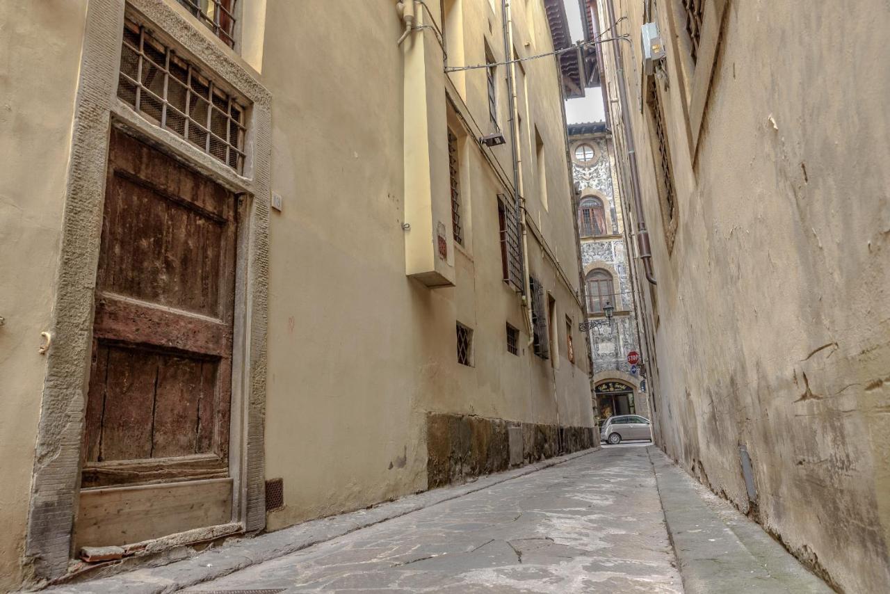 Monnalisa Apartment Tra Pitti E Ponte Vecchio Firenze Bagian luar foto